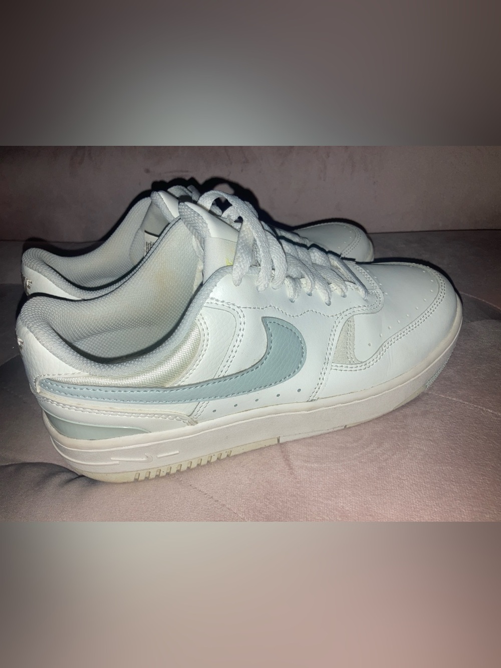 Nike Gamma Force White Leather Low-Top Sneakers